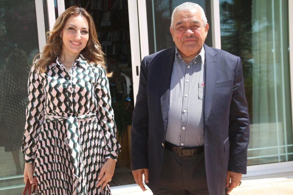 عبد الرؤوف الروابدة ورلى السماعين - عروبة الاخباري | Oroba News