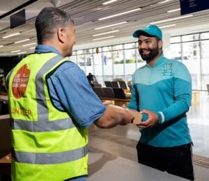 Deliveroo x UAE Food Bank x RTA Meal Distribution - عروبة الاخباري | Oroba News